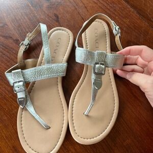 Coach Womens Metallic Silver Leather Thong Slingback Sandals Flat Buckle Size 8B